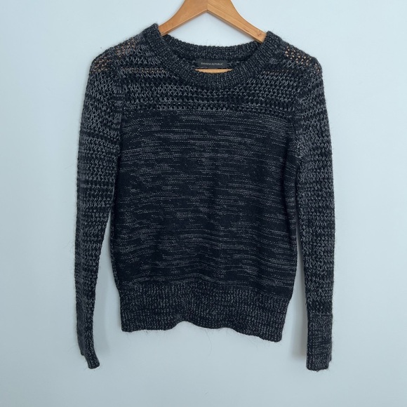 Banana Republic Wool Blend Charcoal Knit Sweater Size XS - Picture 2 of 5